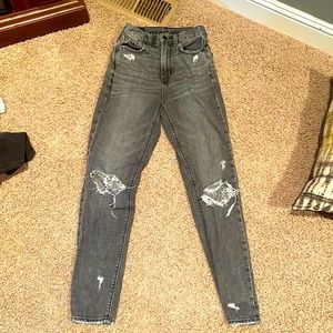 I’m selling grey/black jeans and they are so cute and are a very good material!